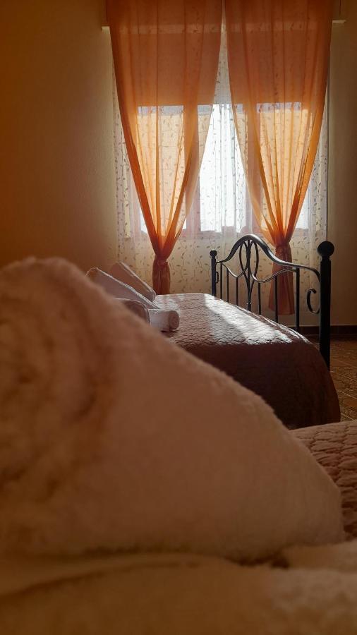 Bed and Breakfast Su Fassoi Кабрас Экстерьер фото